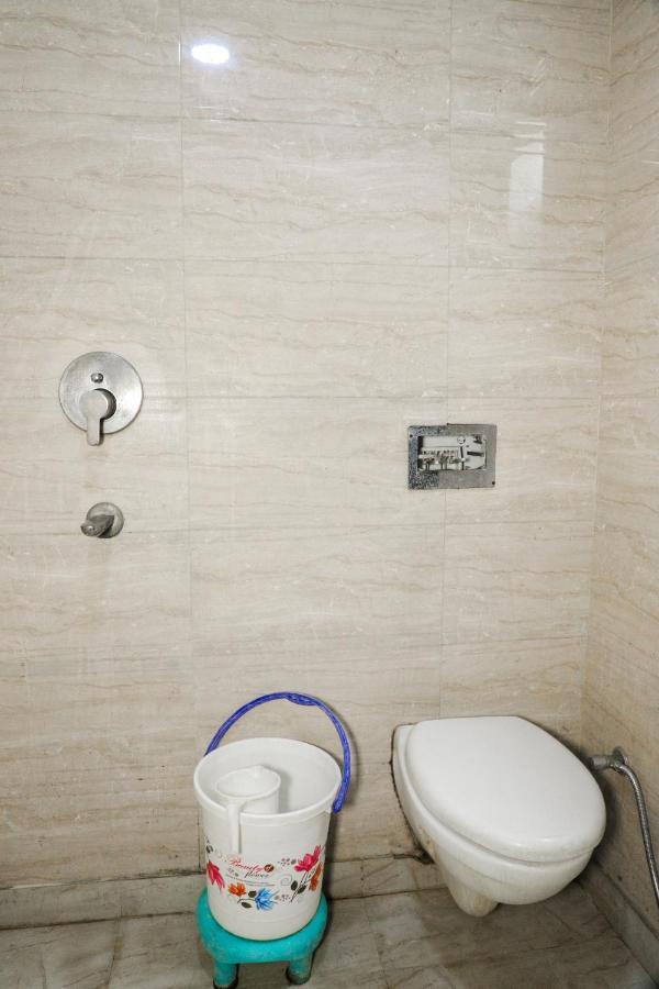 Hotel Centra Inn Ню Делхи Екстериор снимка